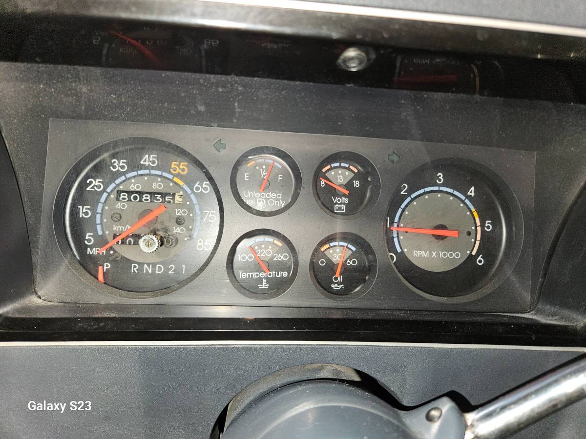 Chevrolet-el-camino-1986-silver-3