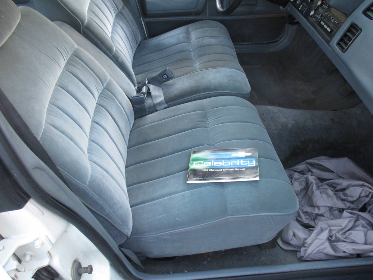 Chevrolet-euro-sport-1989-white-15