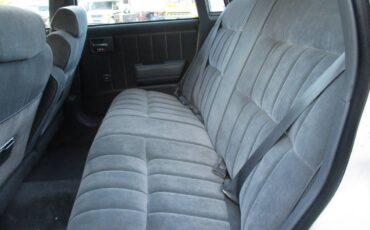 Chevrolet-euro-sport-1989-white-19