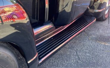 Chevrolet-fleetmaster-1951-black-11