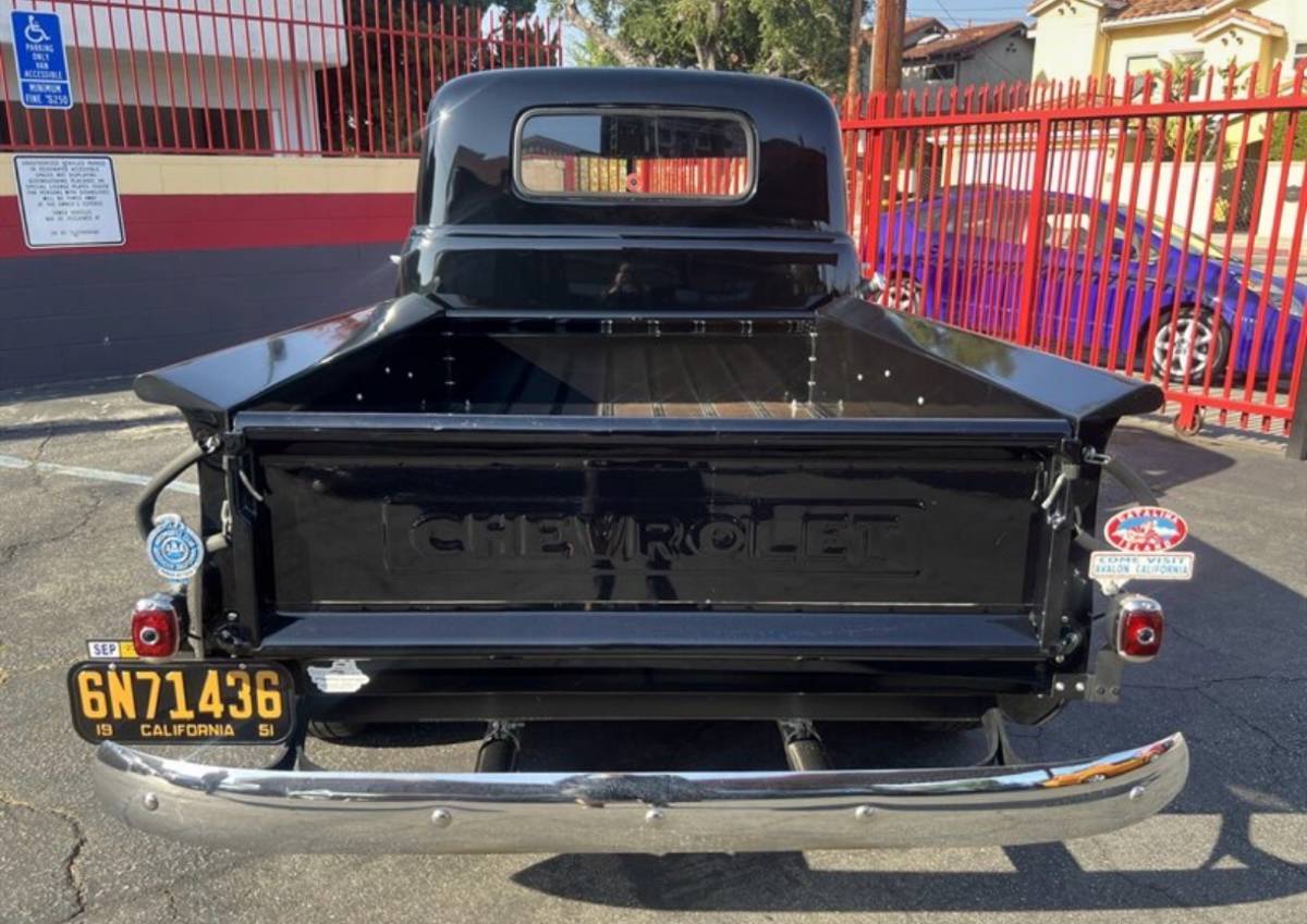 Chevrolet-fleetmaster-1951-black-13