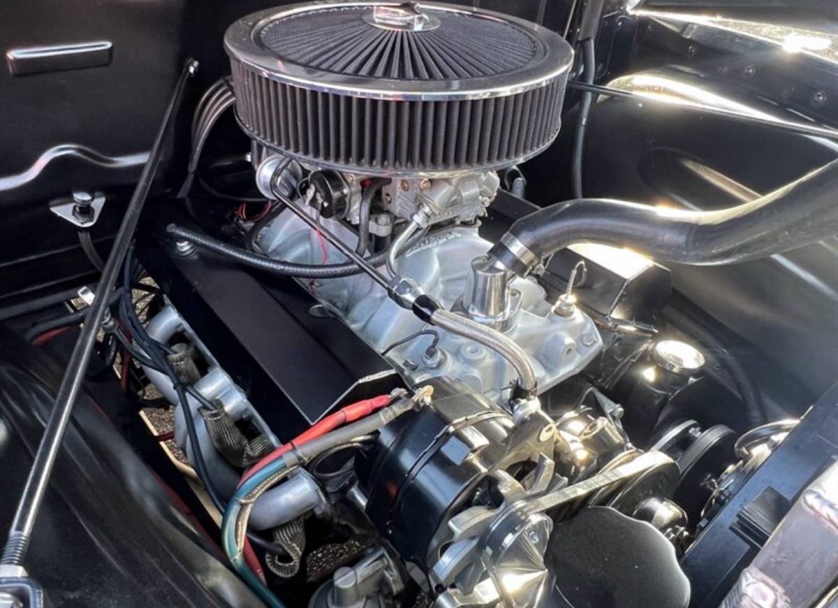 Chevrolet-fleetmaster-1951-black-23