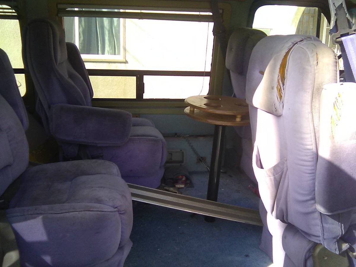 Chevrolet-g-series-34-ton-nominal-1986-blue-11