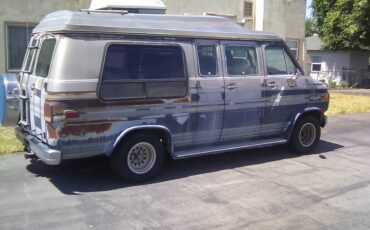 Chevrolet-g-series-34-ton-nominal-1986-blue-13