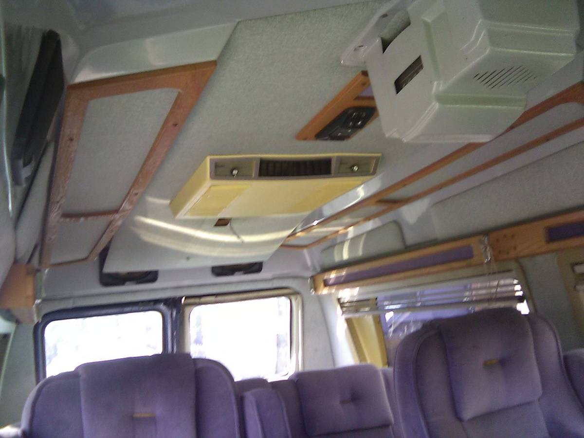 Chevrolet-g-series-34-ton-nominal-1986-blue-3