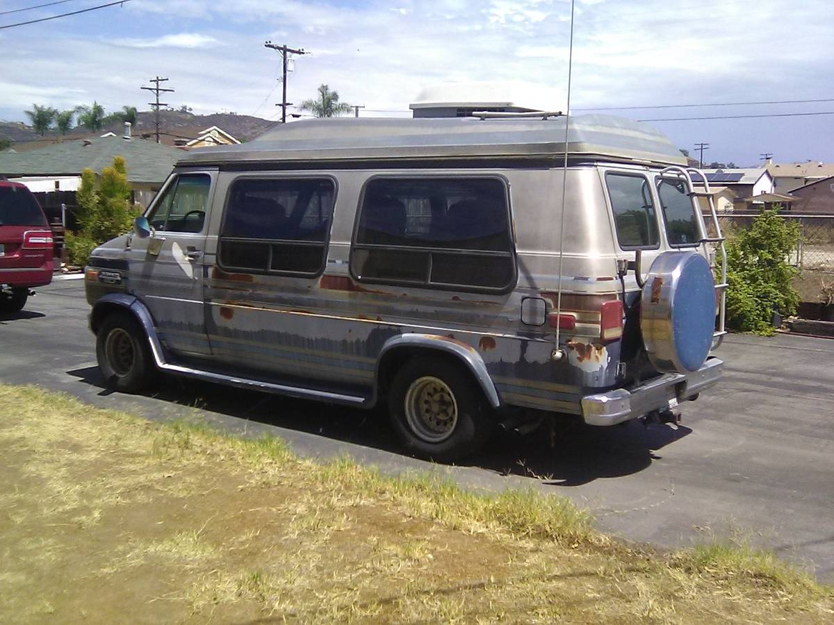 Chevrolet-g-series-34-ton-nominal-1986-blue