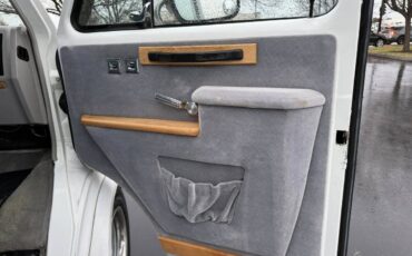 Chevrolet-g-series-34-ton-nominal-1992-white-10