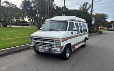 Chevrolet-g20-1990-white-6