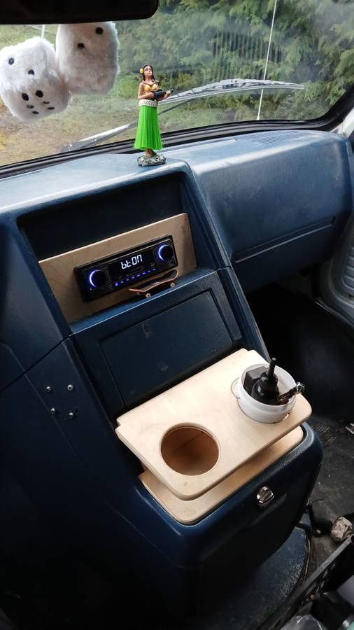 Chevrolet-g20-van-1990-white-21