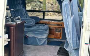 Chevrolet-g20-van-1993-white-11