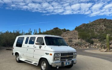 Chevrolet-g20-van-1993-white-4