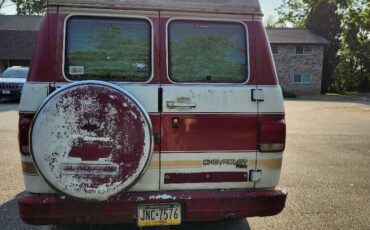 Chevrolet-g20-van-1994-red-3