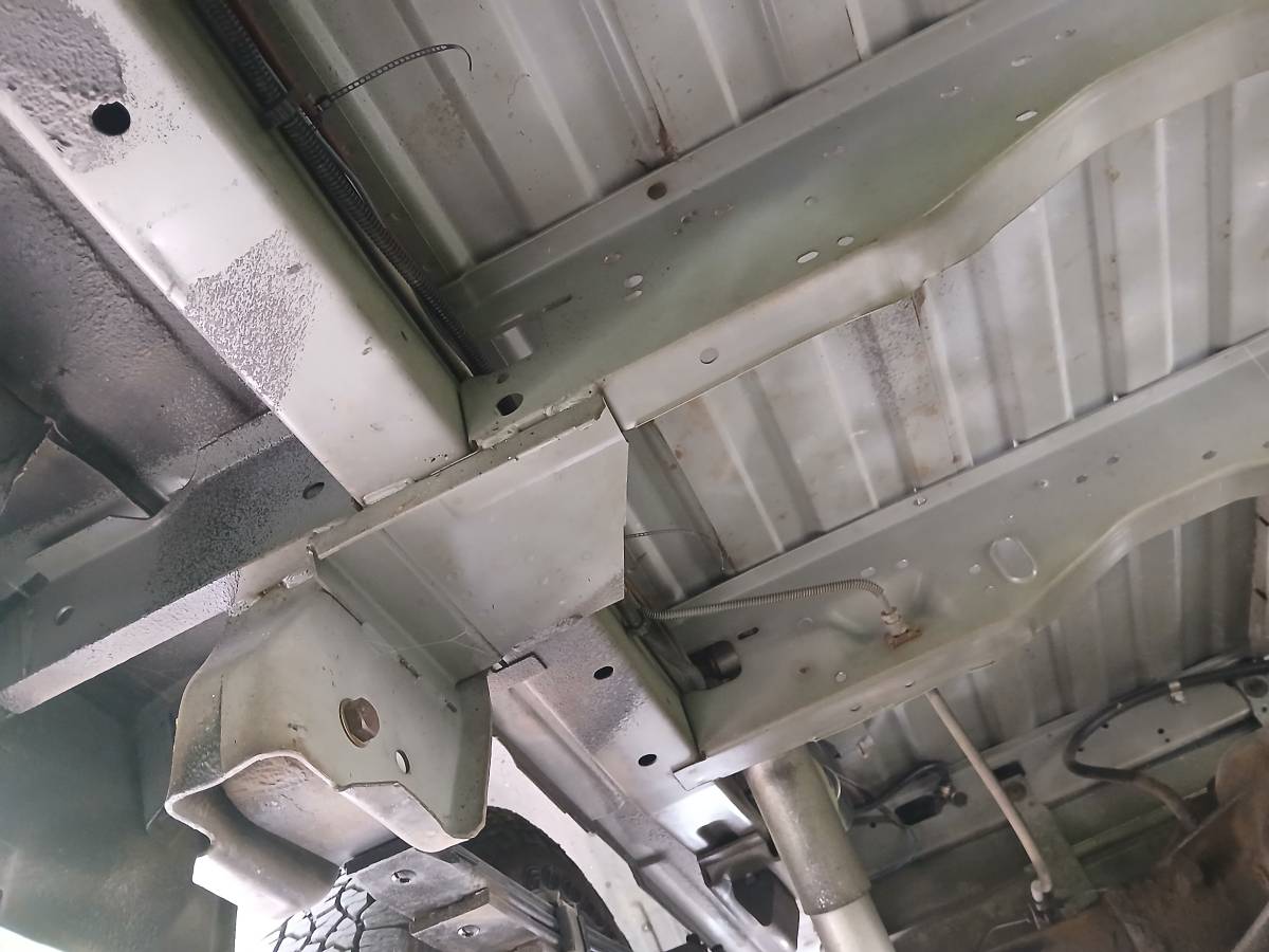 Chevrolet-g20-van-1995-brown-16