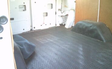 Chevrolet-g20-van-no-windows-v8-at-1-owner-1993-white-10