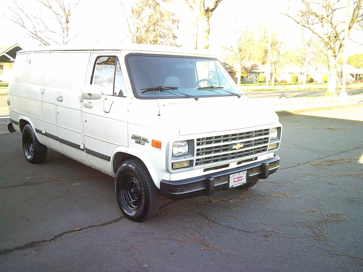 Chevrolet-g20-van-no-windows-v8-at-1-owner-1993-white-13