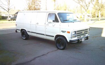 Chevrolet-g20-van-no-windows-v8-at-1-owner-1993-white-8