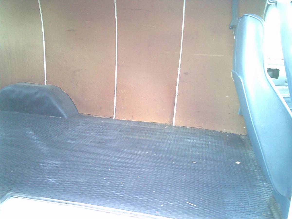 Chevrolet-g20-van-no-windows-v8-at-1-owner-1993-white-9