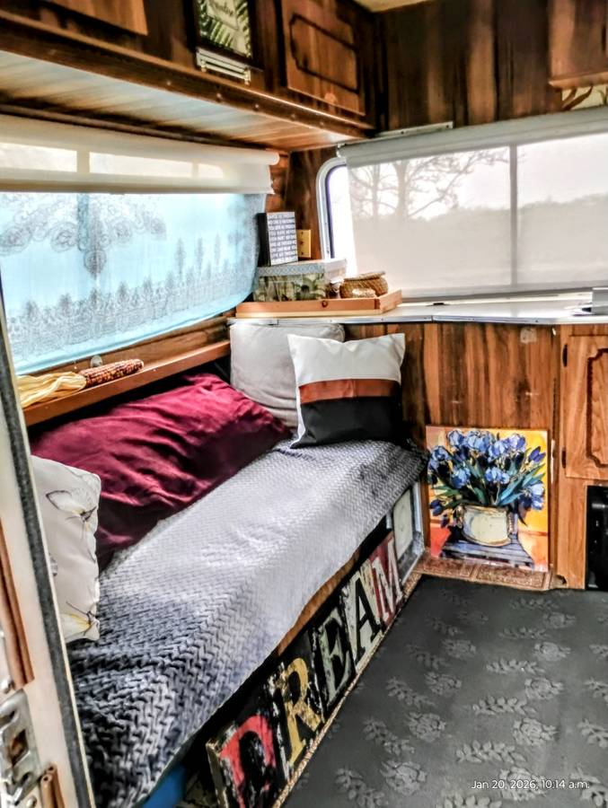 Chevrolet-g30-1980-white-10