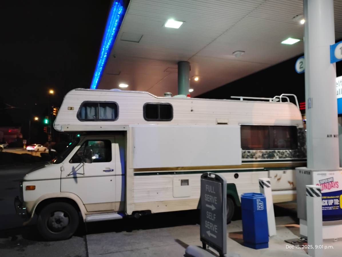 Chevrolet-g30-1980-white-5