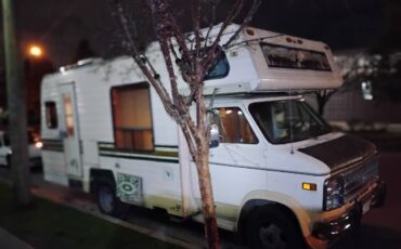 Chevrolet-g30-1980-white-7