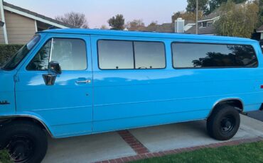 Chevrolet-g30-1990-blue