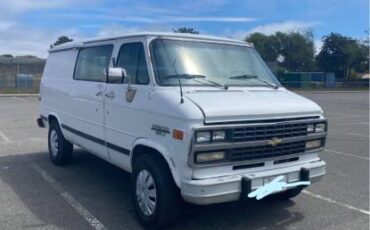 Chevrolet-g30-1995-white-2