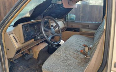 Chevrolet-gmt-400-1-ton-nominal-1988-custom-5