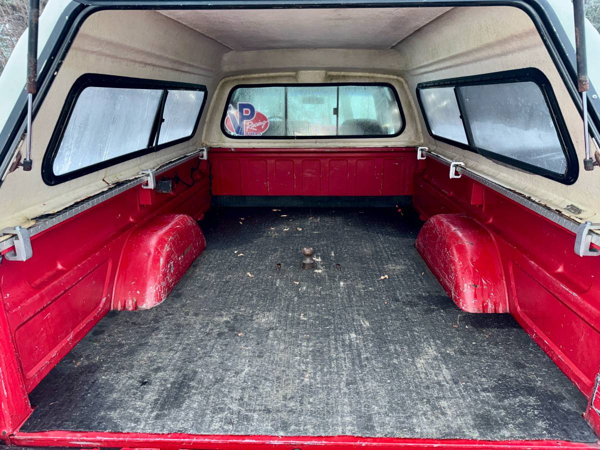 Chevrolet-gmt-400-1-ton-nominal-1994-red-6