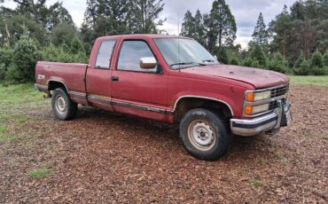 Chevrolet-gmt-400-12-ton-nominal-1991-red-1