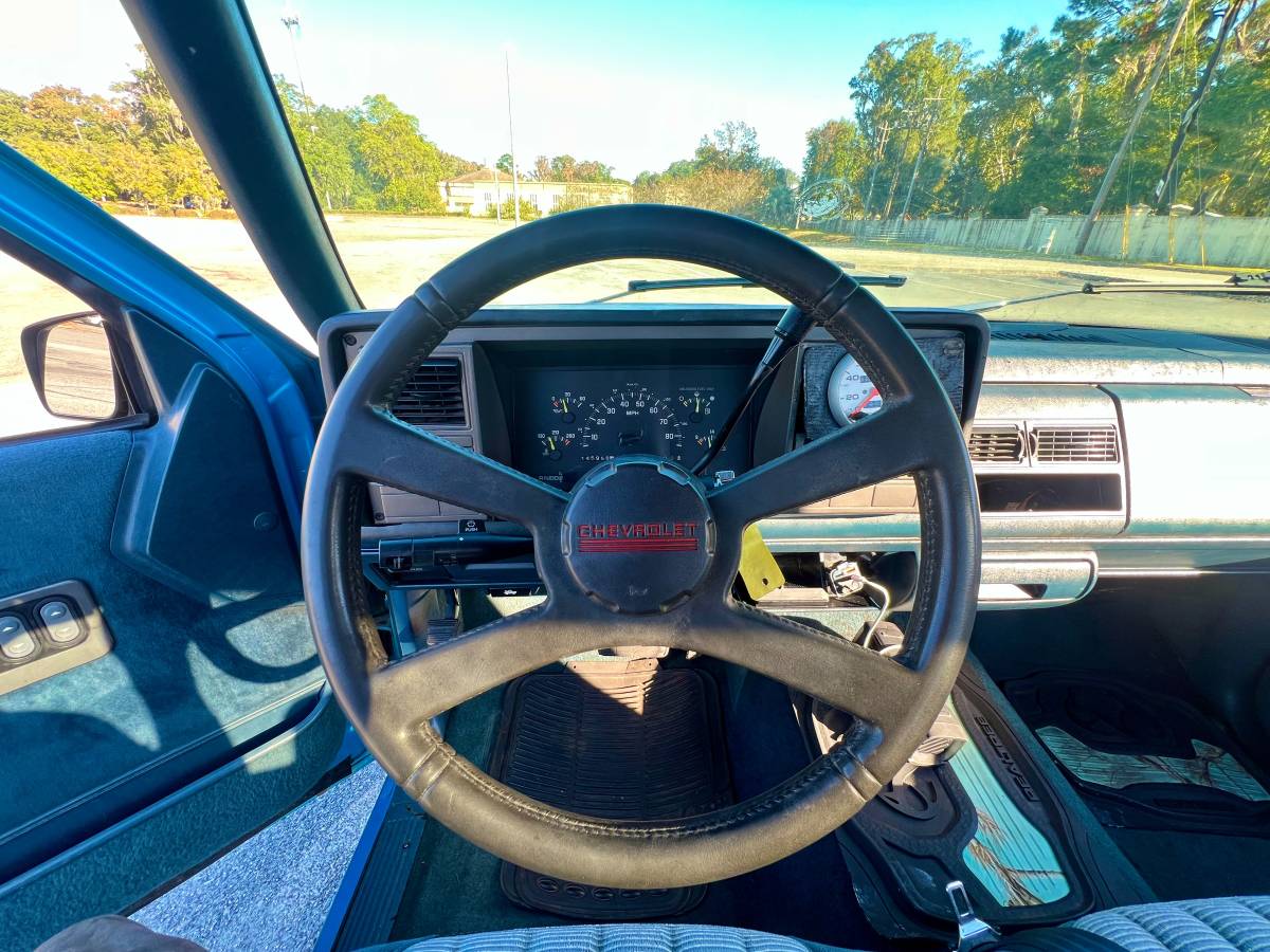 Chevrolet-gmt-400-12-ton-nominal-1993-blue-10