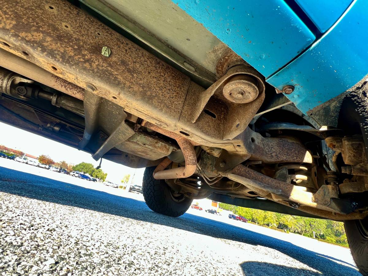 Chevrolet-gmt-400-12-ton-nominal-1993-blue-19