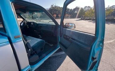 Chevrolet-gmt-400-12-ton-nominal-1993-blue-5