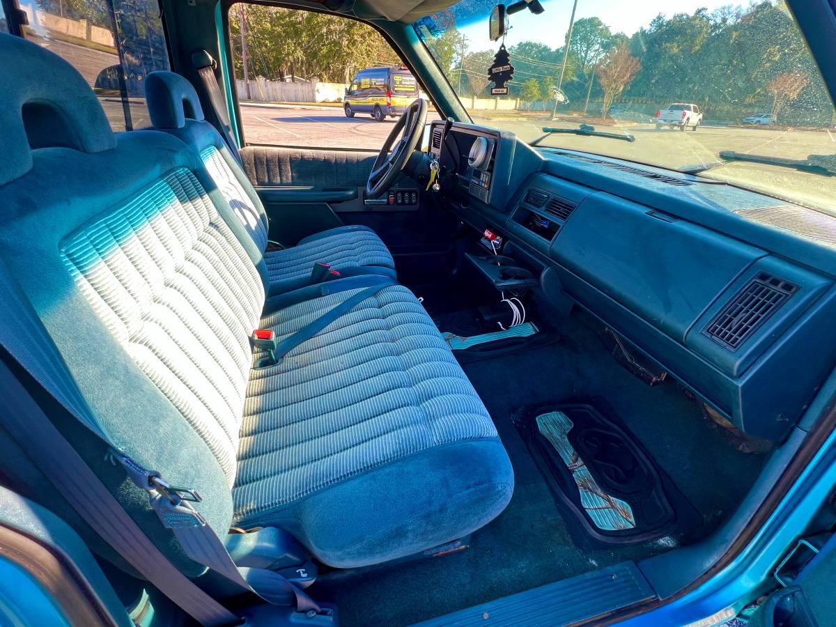 Chevrolet-gmt-400-12-ton-nominal-1993-blue-7