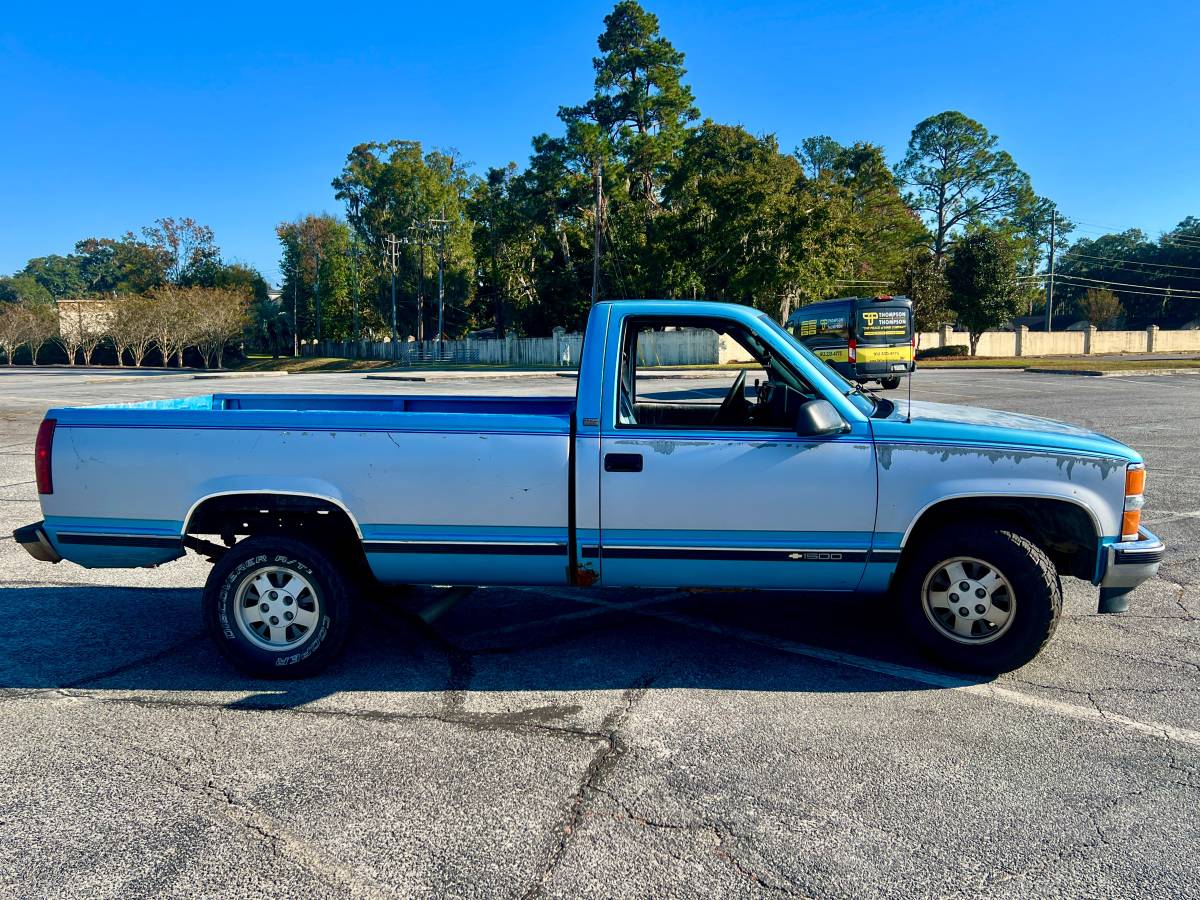 Chevrolet-gmt-400-12-ton-nominal-1993-blue