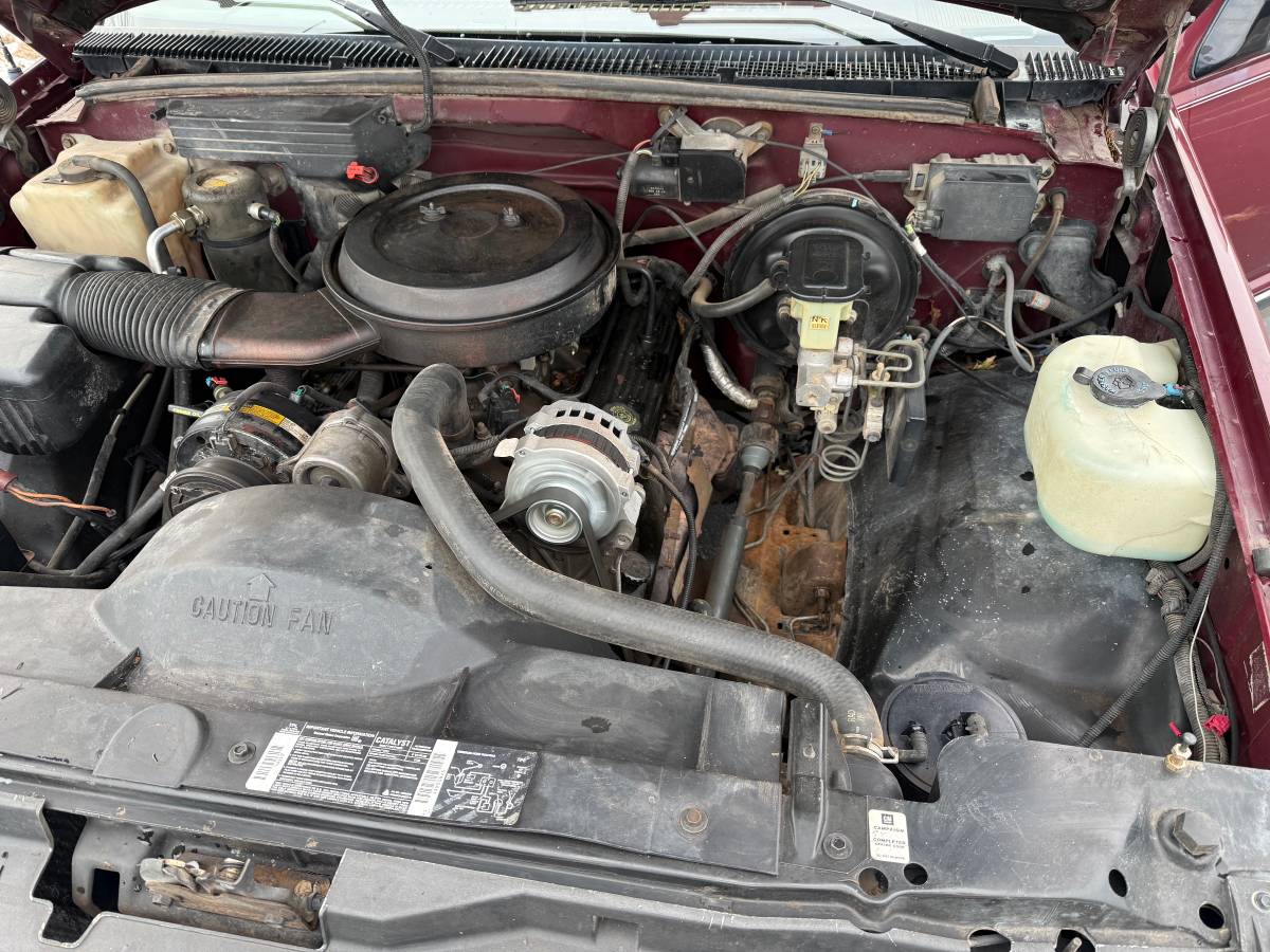 Chevrolet-gmt-400-12-ton-nominal-1994-red-11