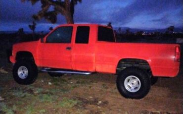 Chevrolet-gmt-400-12-ton-nominal-1995-red-2