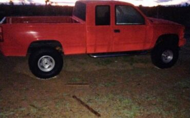 Chevrolet-gmt-400-12-ton-nominal-1995-red-4