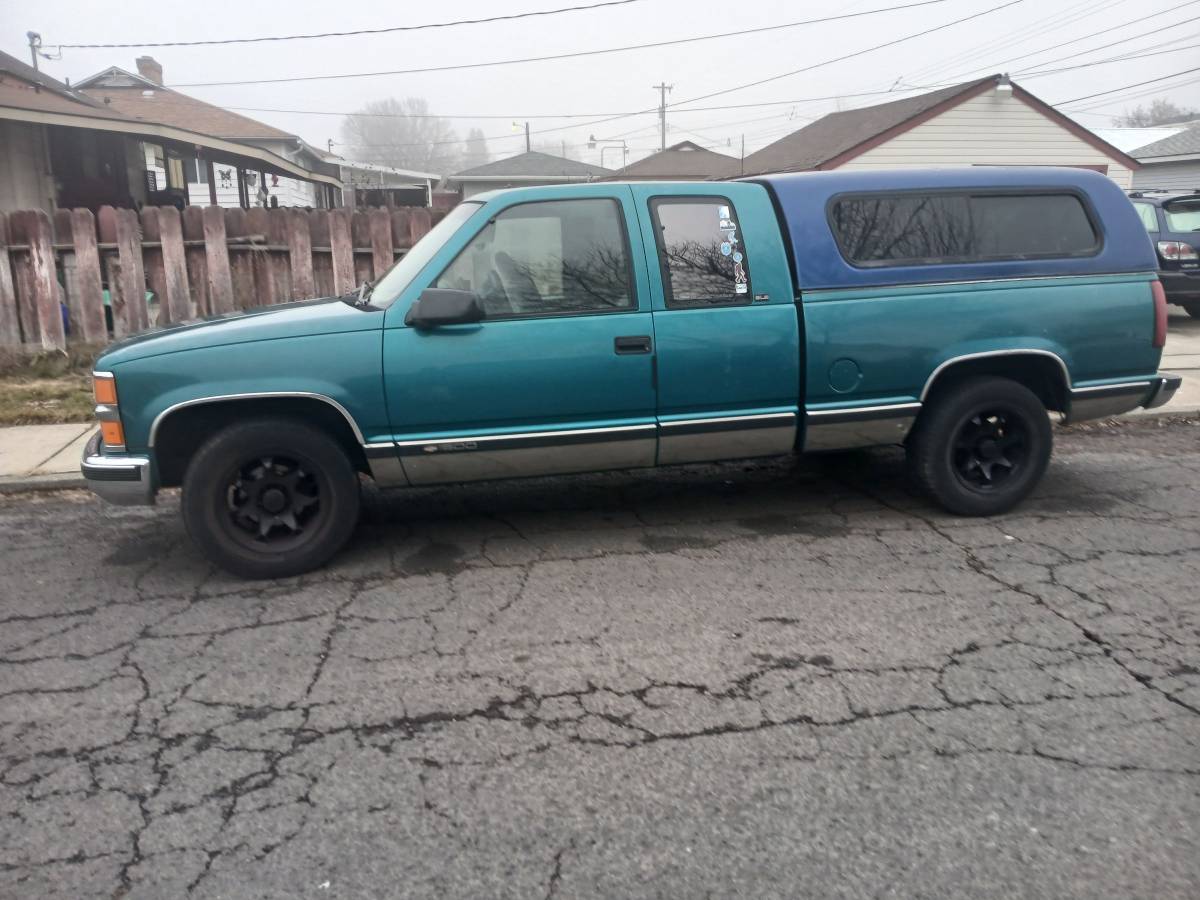 Chevrolet-gmt-400-12-ton-nominal-1996-green