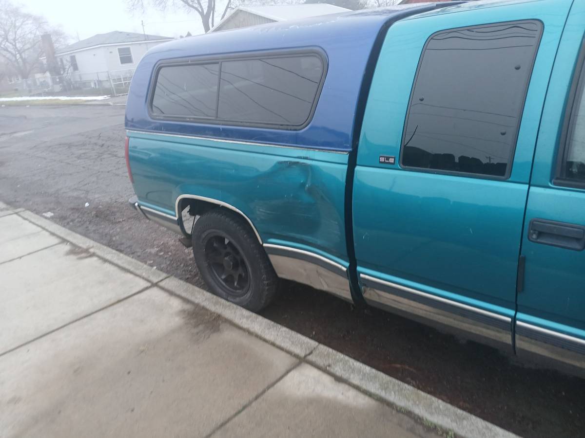 Chevrolet-gmt-400-12-ton-nominal-1996-green-2