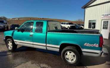 Chevrolet-gmt-400-1993-green-1