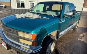 Chevrolet-gmt-400-1993-green-18