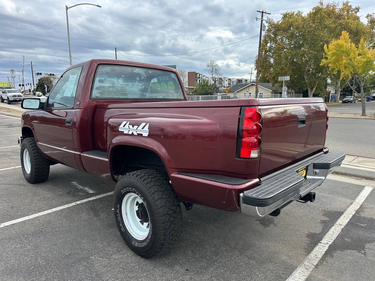 Chevrolet-gmt-400-conventional-cab-1988-9