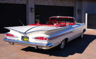 Chevrolet-impala-1959-white
