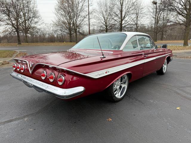 Chevrolet-impala-1961-custom-135