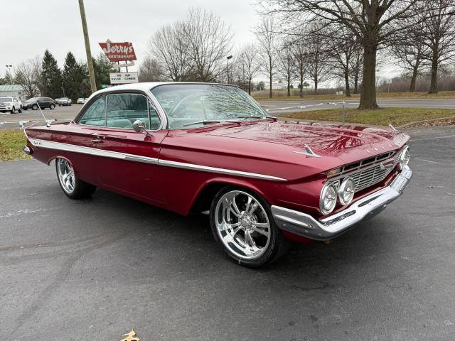 Chevrolet-impala-1961-custom-230