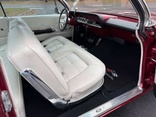 Chevrolet-impala-1961-custom-305