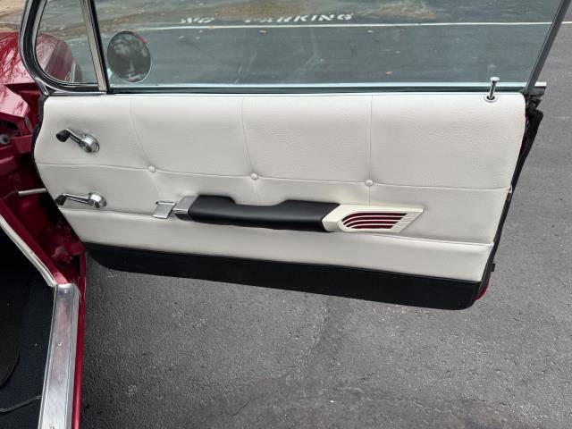 Chevrolet-impala-1961-custom-375