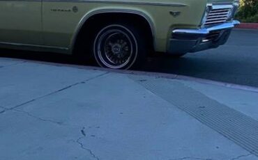 Chevrolet-impala-1966-yellow-13