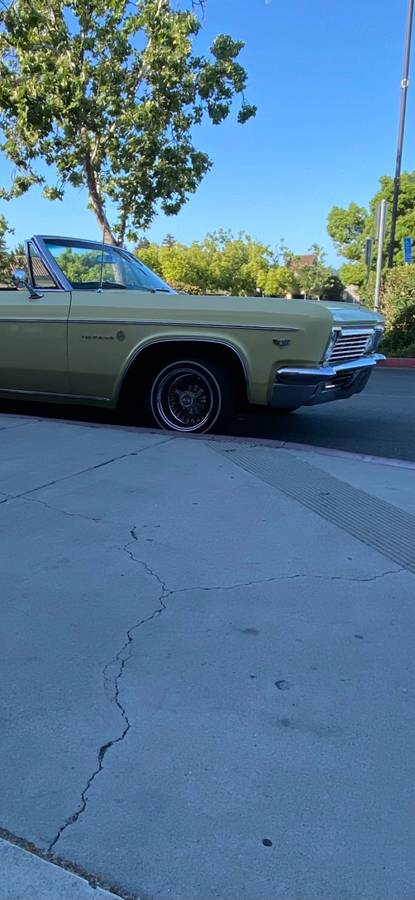 Chevrolet-impala-1966-yellow-13