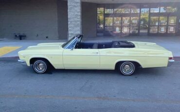 Chevrolet-impala-1966-yellow-16